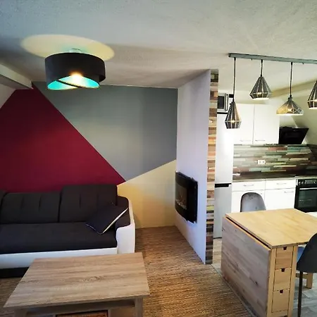 Gemuetliche Dachwohnung Mit Kleiner Oder Grosser Dachterrasse Nebeneinander Wolmirstedt