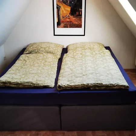 Gemuetliche Dachwohnung Mit Kleiner Oder Grosser Dachterrasse Nebeneinander * Wolmirstedt