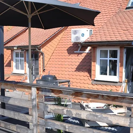 Gemuetliche Dachwohnung Mit Kleiner Oder Grosser Dachterrasse Nebeneinander Apartment Wolmirstedt