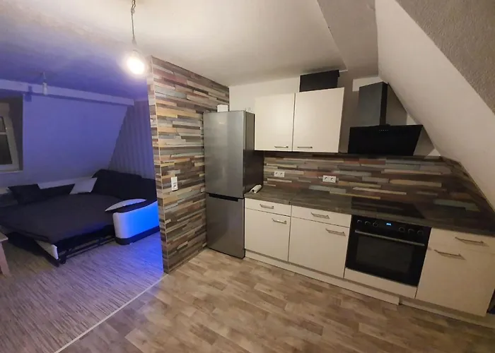 Lägenhet Gemuetliche Dachwohnung Mit Kleiner Oder Grosser Dachterrasse Nebeneinander