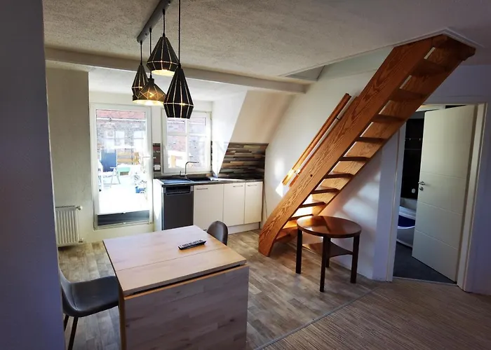 Gemuetliche Dachwohnung Mit Kleiner Oder Grosser Dachterrasse Nebeneinander * Wolmirstedt