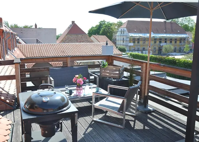Lägenhet Gemuetliche Dachwohnung Mit Kleiner Oder Grosser Dachterrasse Nebeneinander