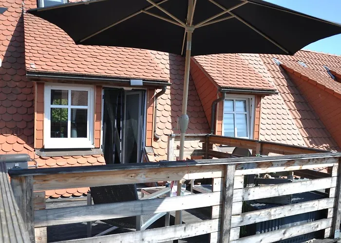 Gemuetliche Dachwohnung Mit Kleiner Oder Grosser Dachterrasse Nebeneinander *